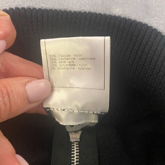 Chanel knit dress, Size 36(S) - Picture 13 of 13